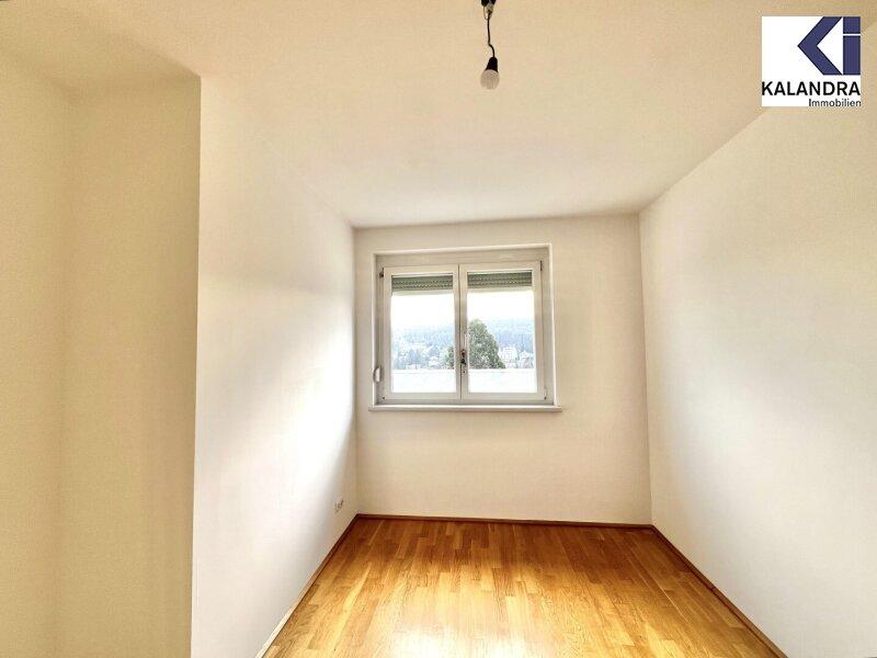 Arebits-/ Schlafzimmer 4