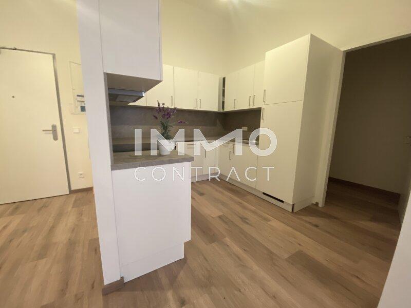 Küche komplett möbliert