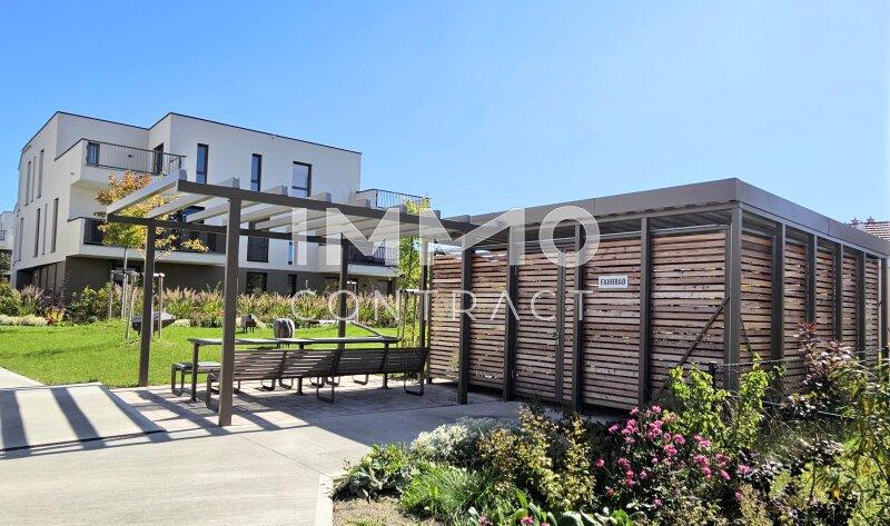 Fahrrad und Sitzplatz