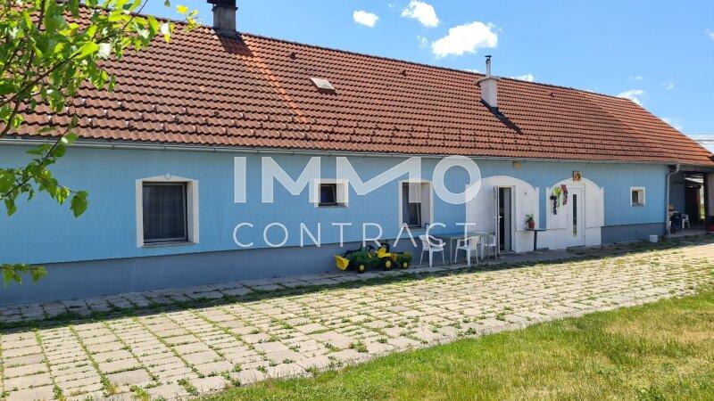 12cf6aff-9392-4ad6-944c-63f80c7bfcf1