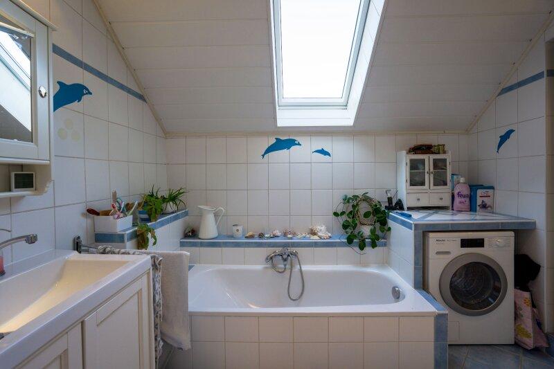 Bad im Obergeschoß mit separatem WC