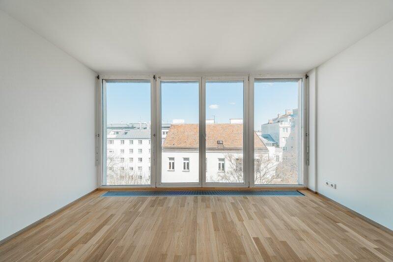 großzügige Glasfront