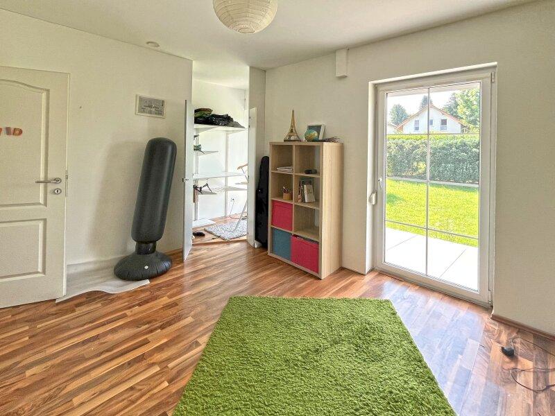 Zimmer 5 mit Schrankraum