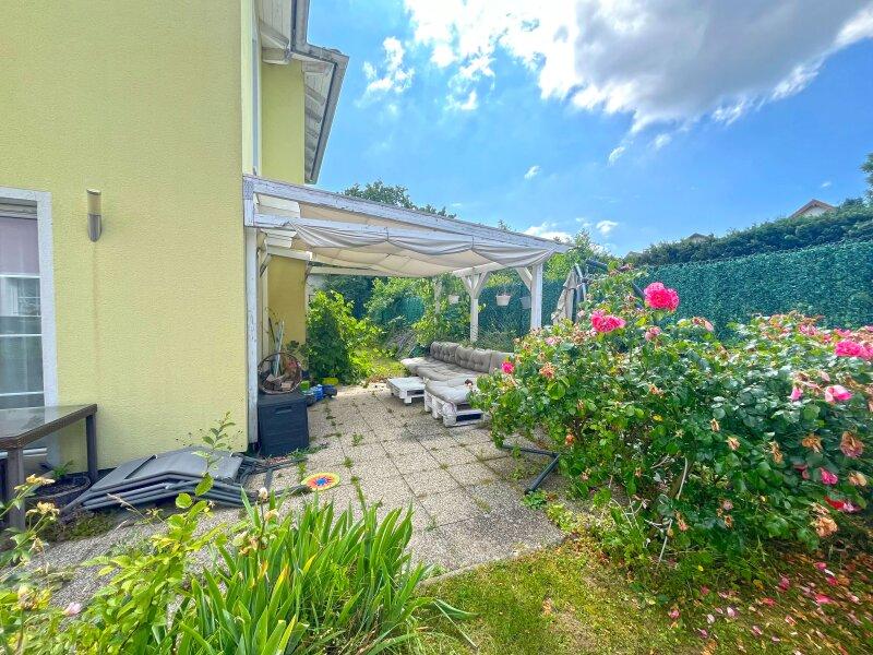 Terrasse mit Überdachung