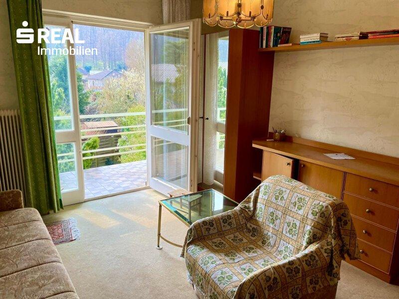 Zimmer mit Kochnische