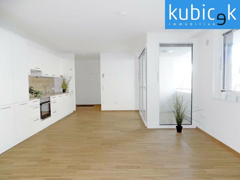 Wohnküche mit Loggia
