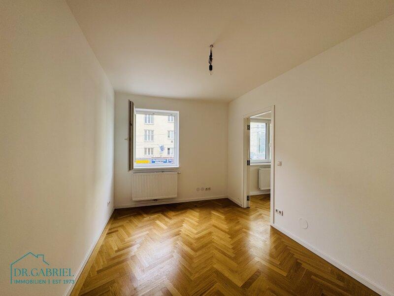 Schlafzimmer II