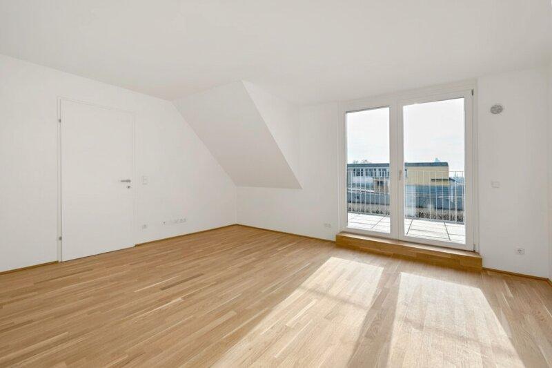 Zimmer mit Balkon