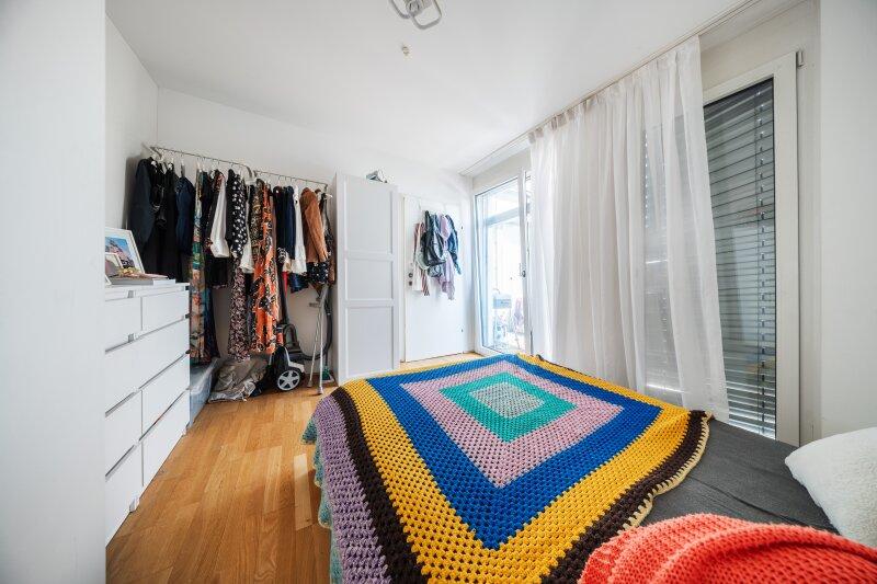 Schlafzimmer mit Balkon