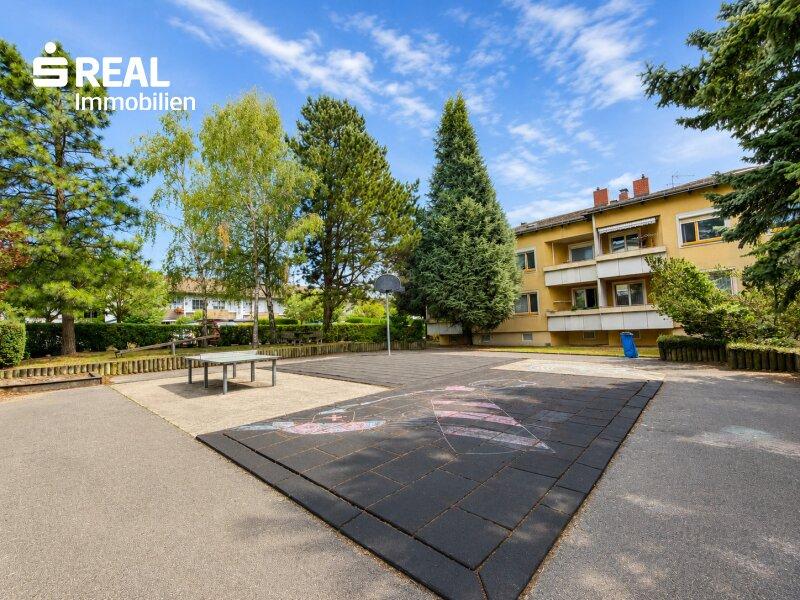 Sport- und Spielplatz im Innenhof