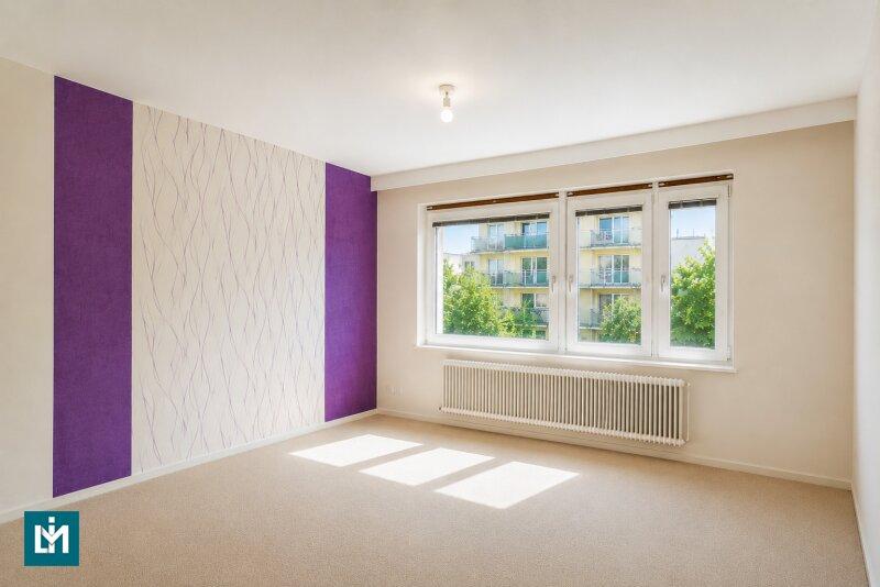 Schlafzimmer (O)