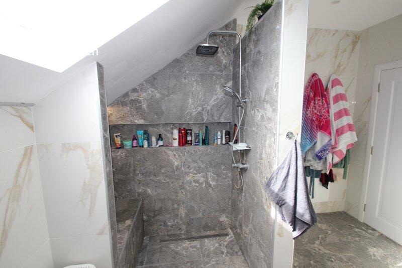 Badezimmer OG 3
