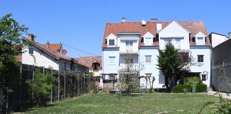 Hausansicht Garten