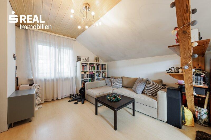 Wohnzimmer DG