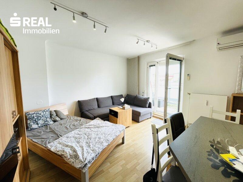 Wohn/ -Schlafzimmer