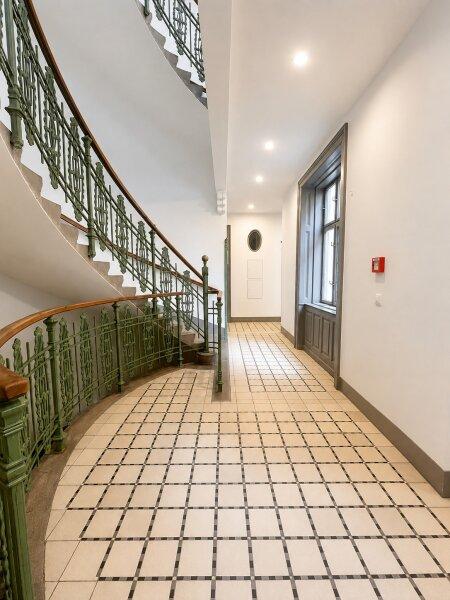 Stiegenhaus / Parterre