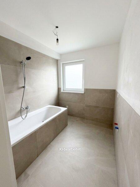 Badezimmer mit Wann im Haus 1