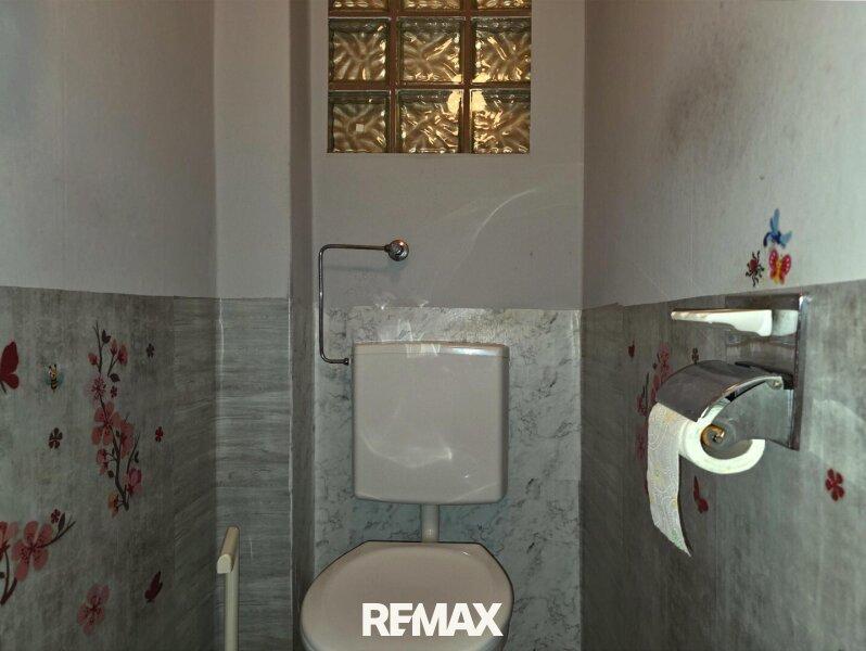 10 EFH 2000 EG Toilette