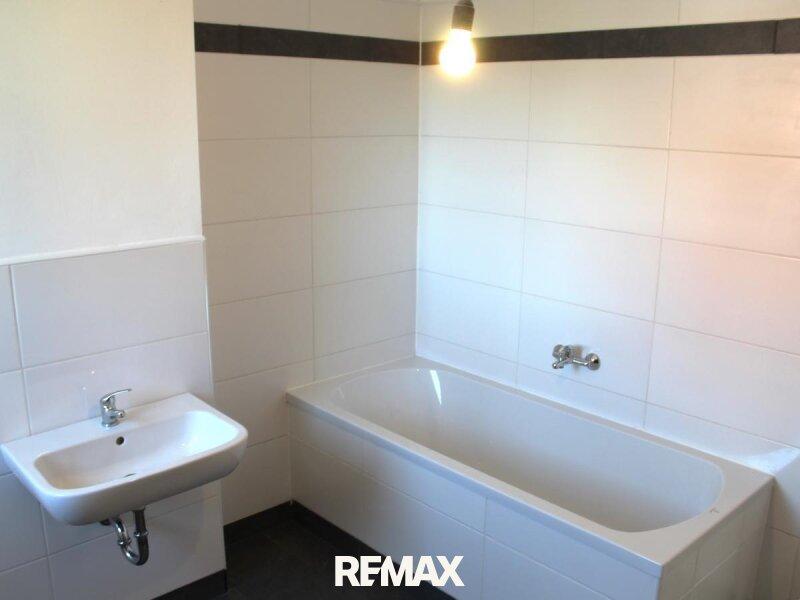 05 Exposé Badezimmer