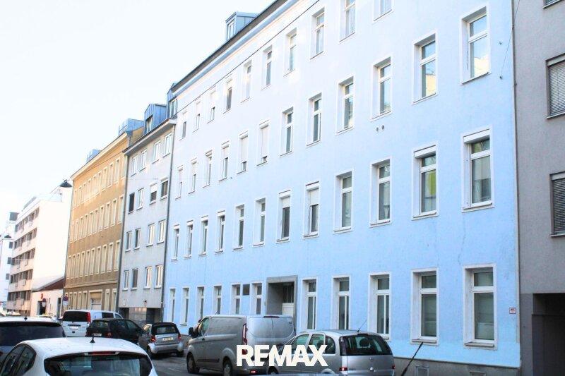 14_Straßenansicht_1