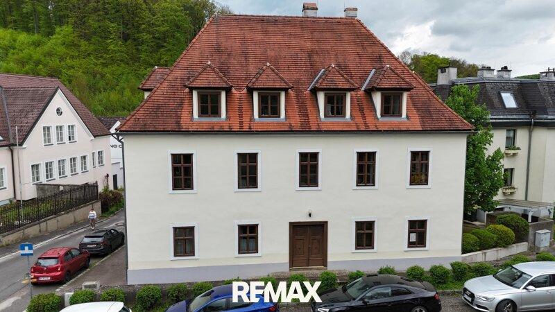 1 Wohnhaus a
