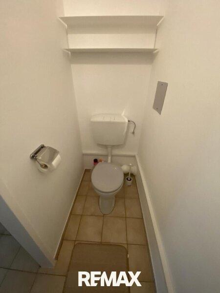 15 WC