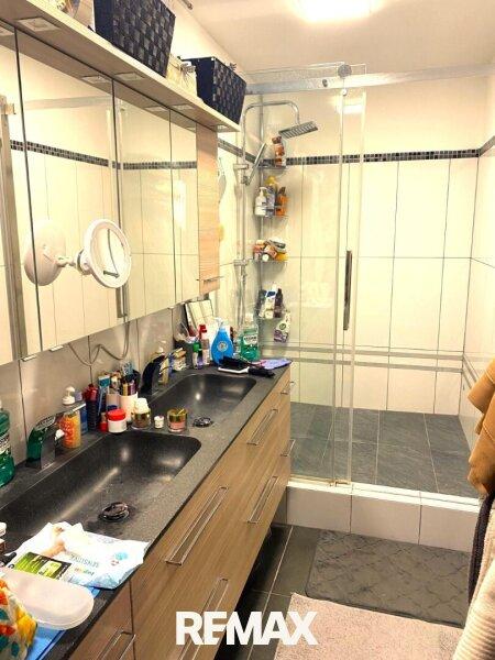 12 Badezimmer