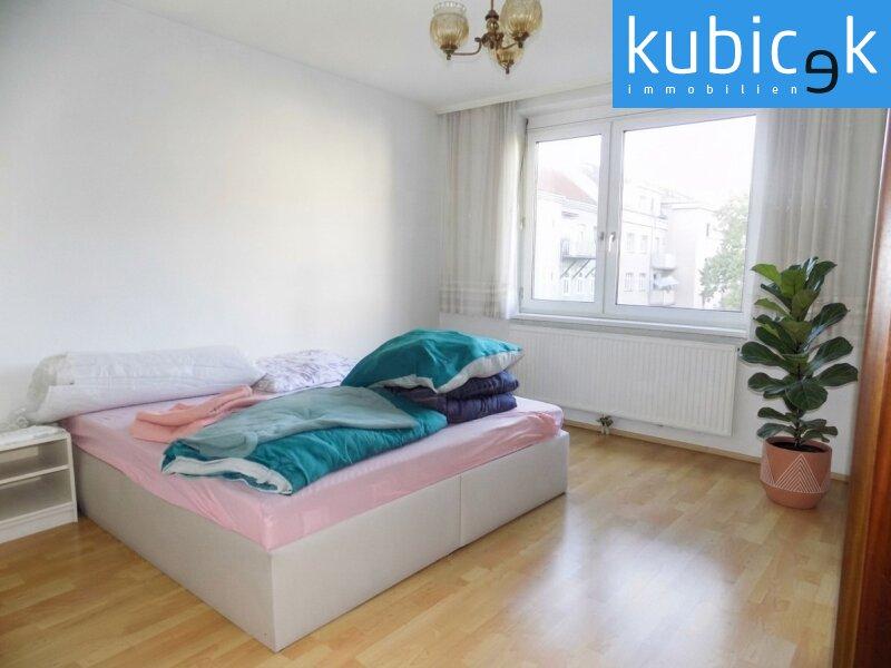 Schlafzimmer hofseitig