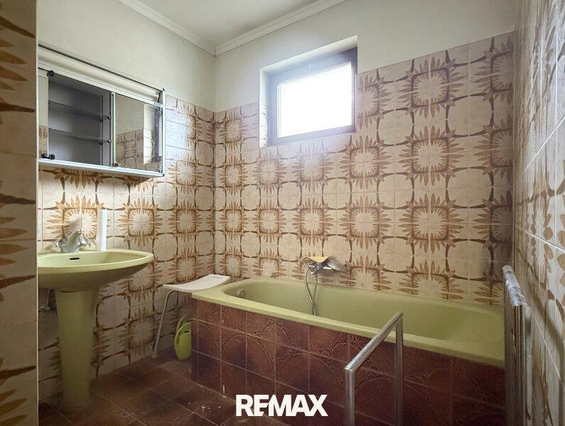 Erdgeschoss - Badezimmer