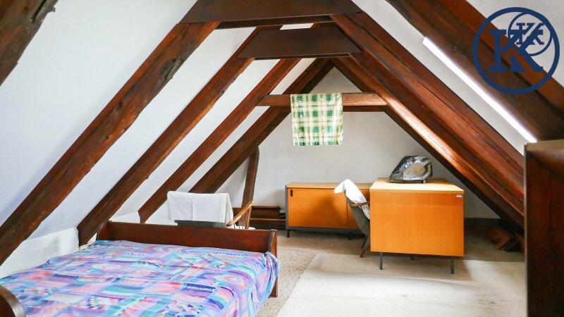 Mansarde Bett