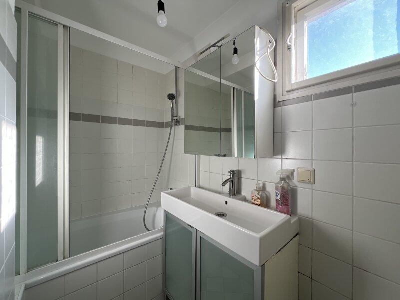 Bad mit Dusche