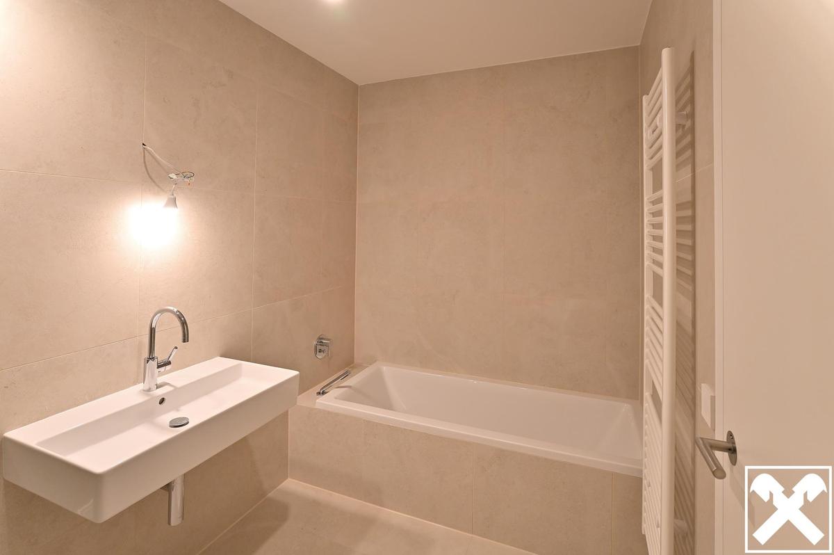 Bad + WC Schlafzimmer 1 Gegenblick