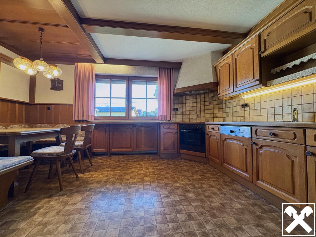 Küche und Essecke EG