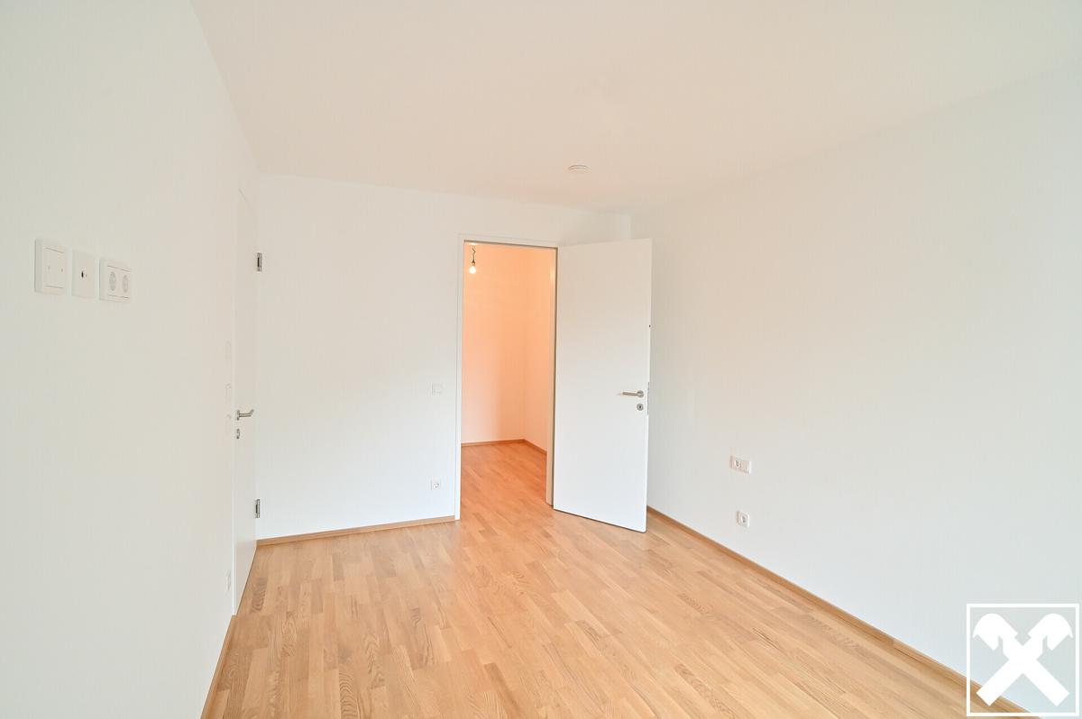 Schlafzimmer Gegenansicht