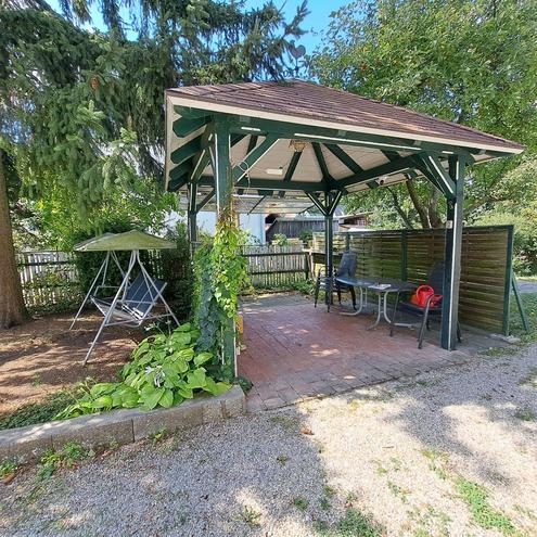 5 Zimmer! Ruhe und ganz viel Gr�n!