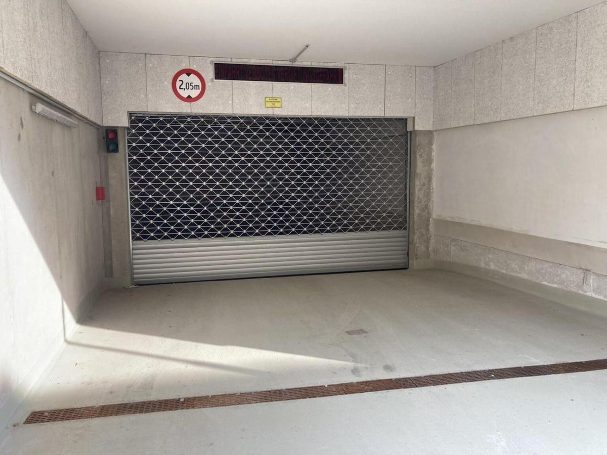 07 Tiefgarage-Tor
