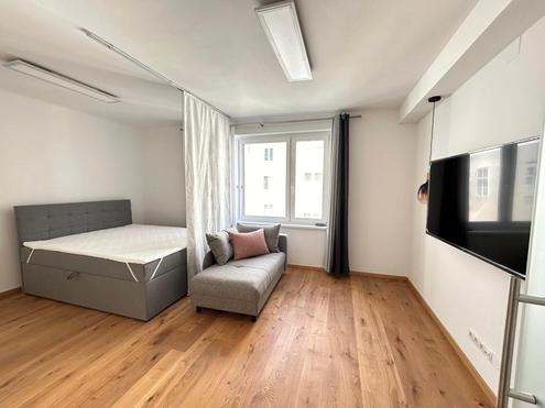 MBLIERTES CITY APARTMENT bei der OPER // FURNISHED CITY APARTMENT at OPERA