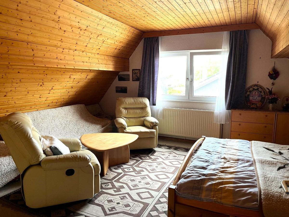 10 Zimmer im Obergescho