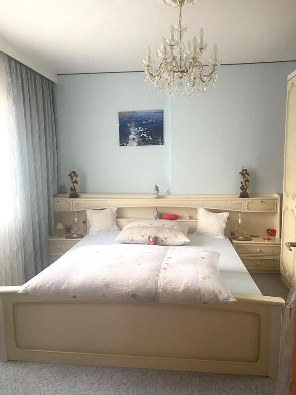 Schlafzimmer (2)