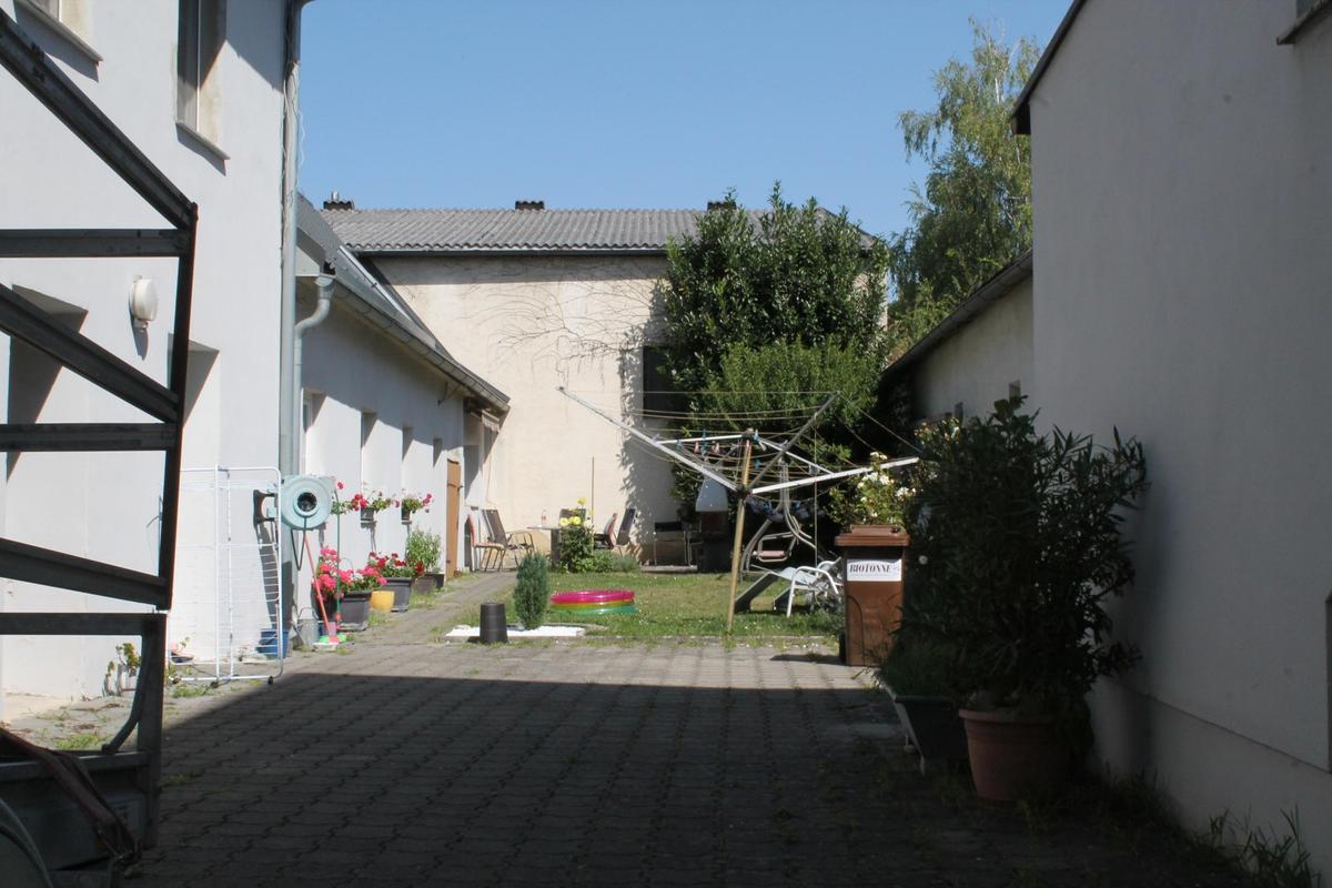 07. Zins 2000 Stockerau