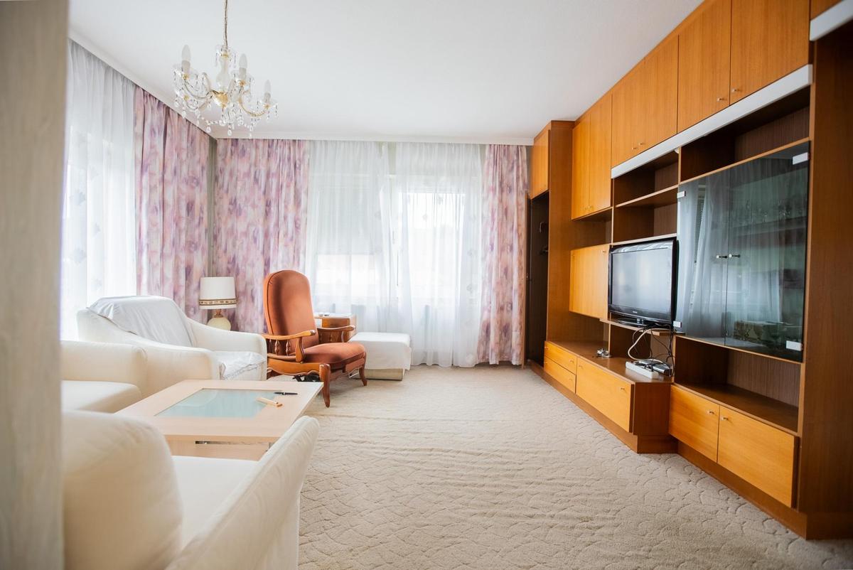 08 Wohnzimmer