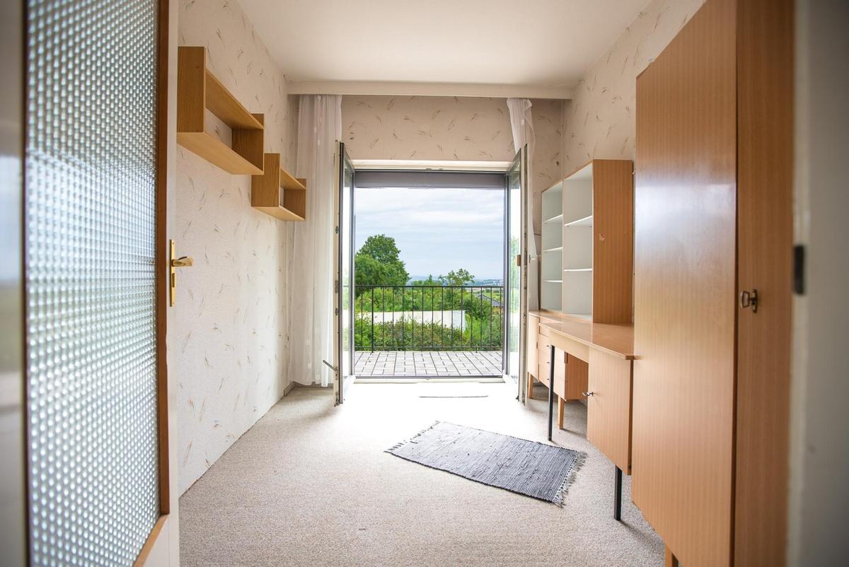 15 Zimmer OG