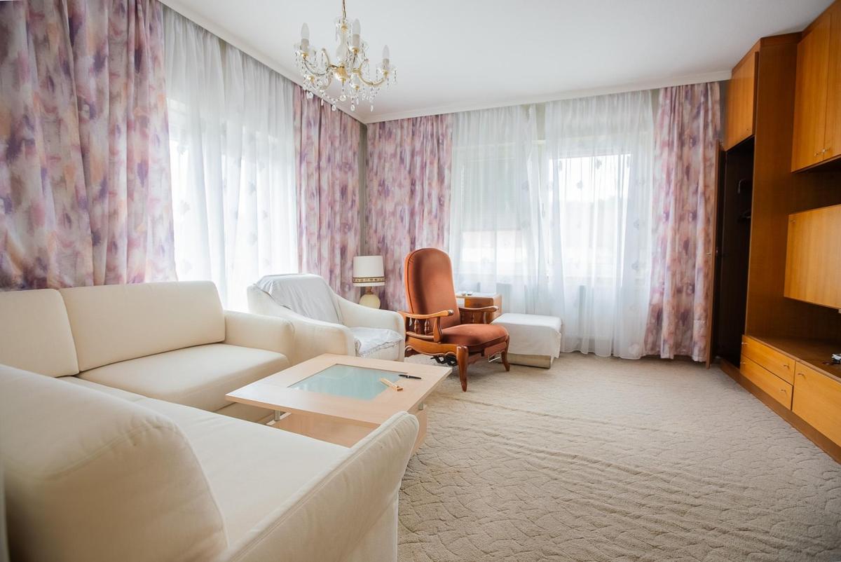 03 Wohnzimmer