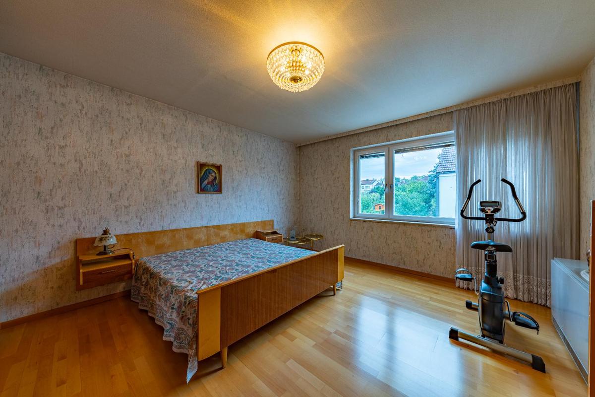 Schlafzimmer OG