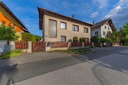 PERFEKTES EINFAMILIENHAUS IN GEMÜTLICHER WOHNLAGE IN STOCKERAU!