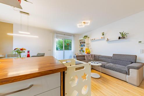 MODERNE 3-ZIMMER GARTENWOHNUNG MIT TERRASSE UND GARAGENPLATZ IN STOCKERAU!