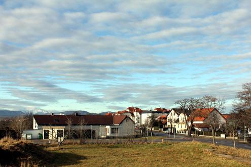 "Neubau in Teesdorf mit Eigengarten!"