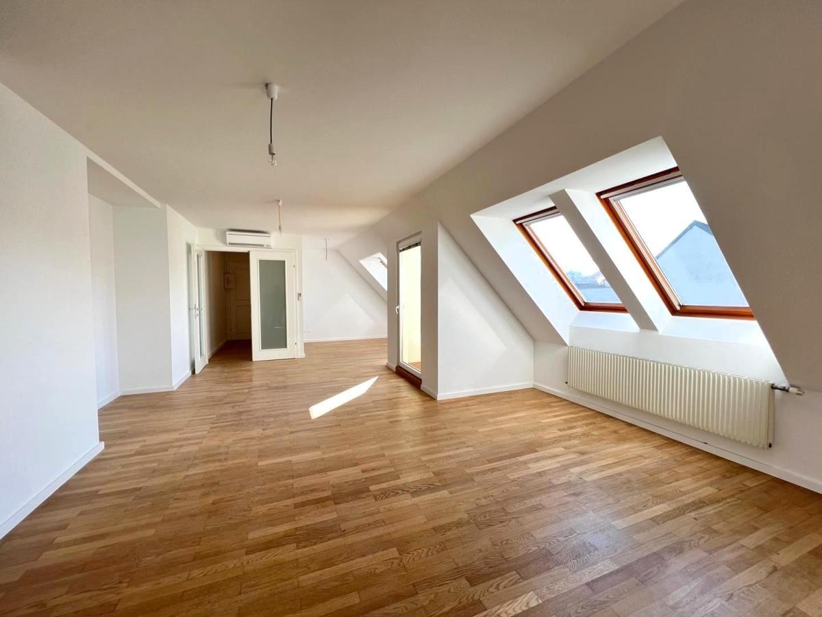 Wohnzimmer 1