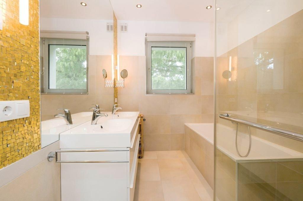 Badezimmer 1