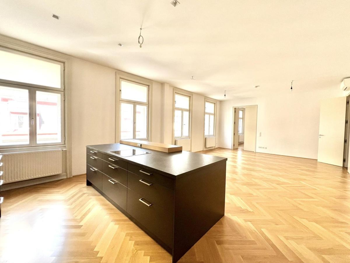 Wohnzimmer & Kche